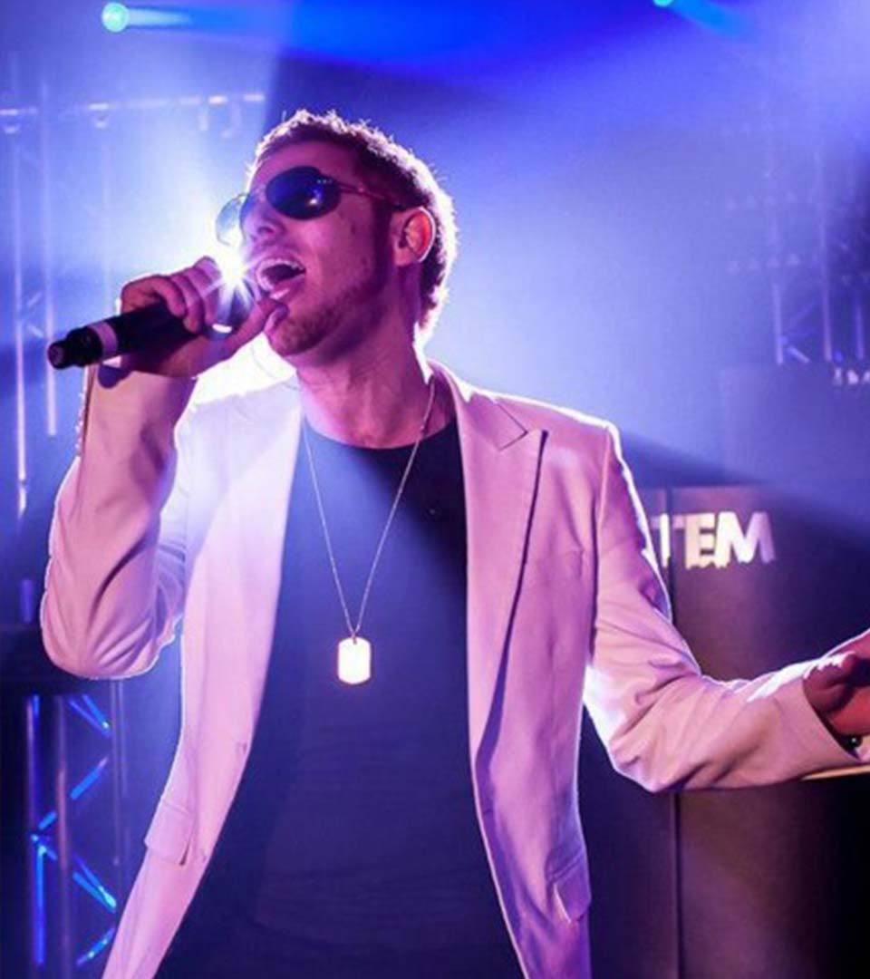 Moni Tivony at Crazy Bear Christmas Cabaret Stadhampton